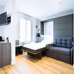 Logis Des Châteaux De La Loire Hotel 2*