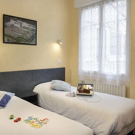 Logis Des Chateaux De La Loire Szálloda Tours