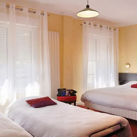 Logis Des Châteaux De La Loire Hotel 2*