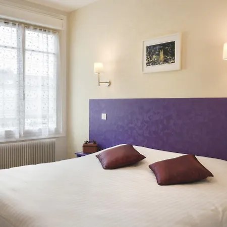 Hotel Logis Des Châteaux De La Loire 2*