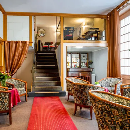 Logis Des Châteaux De La Loire Hotel