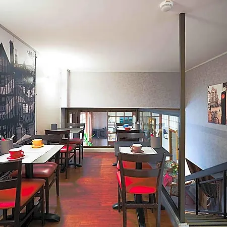 Hotel Logis Des Chateaux De La Loire 2*