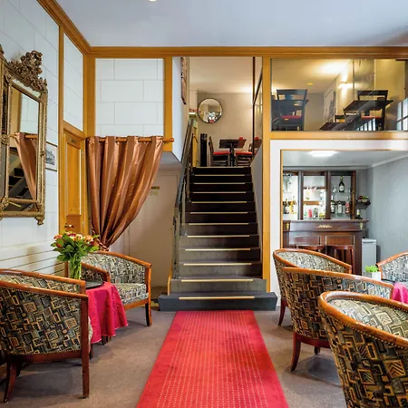 Hotel Logis Des Châteaux De La Loire