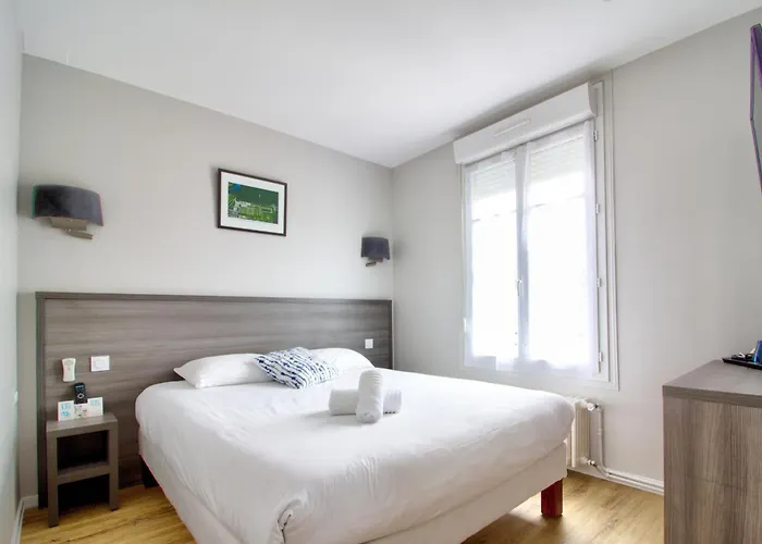 Logis Des Chateaux De La Loire Hotel Tours