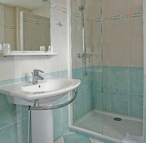 Logis Des Chateaux De La Loire Hotel