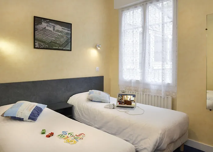 Logis Des Chateaux De La Loire Hotel Tours