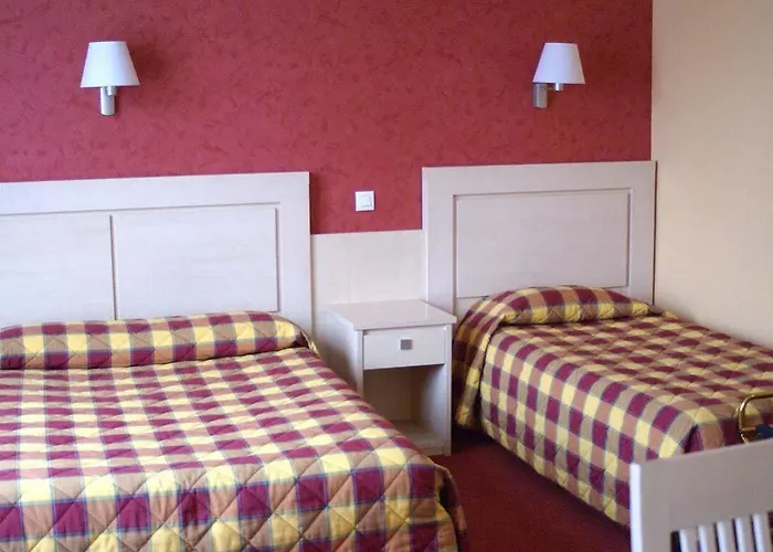 Logis Des Chateaux De La Loire Hotel 2*