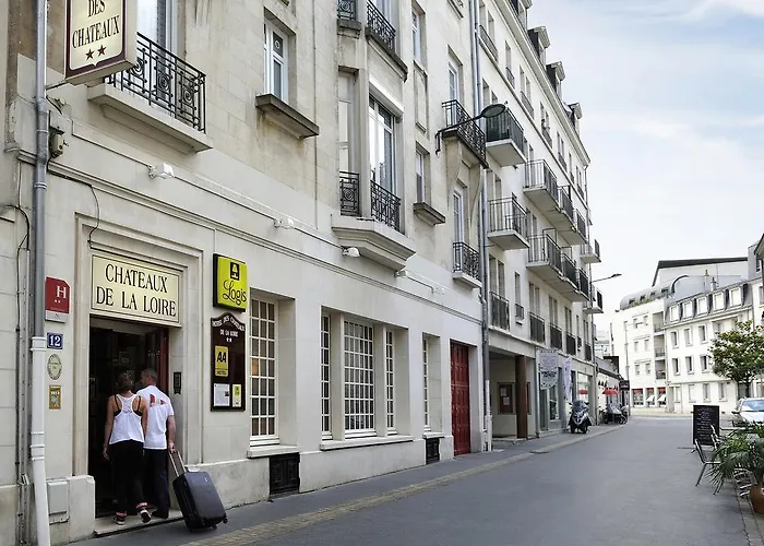 Logis Des Chateaux De La Loire Hotel Tours